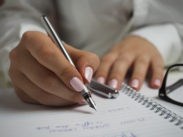 個人事業主で即日にファクタリングが可能？審査のポイントとおすすめについて紹介